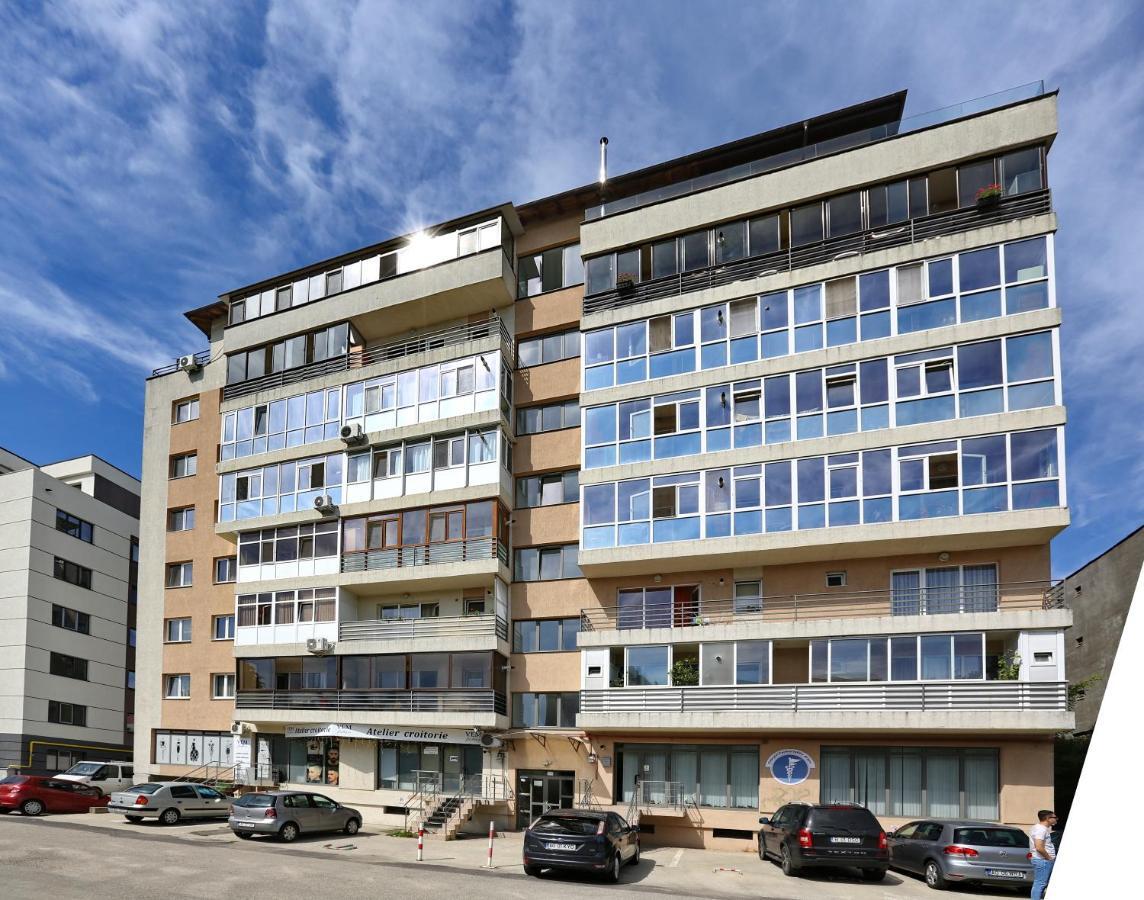 Appartamento Bloc Izvor Piteşti Esterno foto